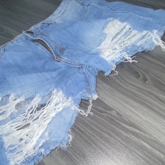 Machine Pour Neuf Mode Cut-Off Denim Jean Shorts Frayed Distressed Sz Medium. - Picture 11 of 12